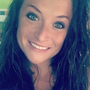 Meet your Posher, Holly